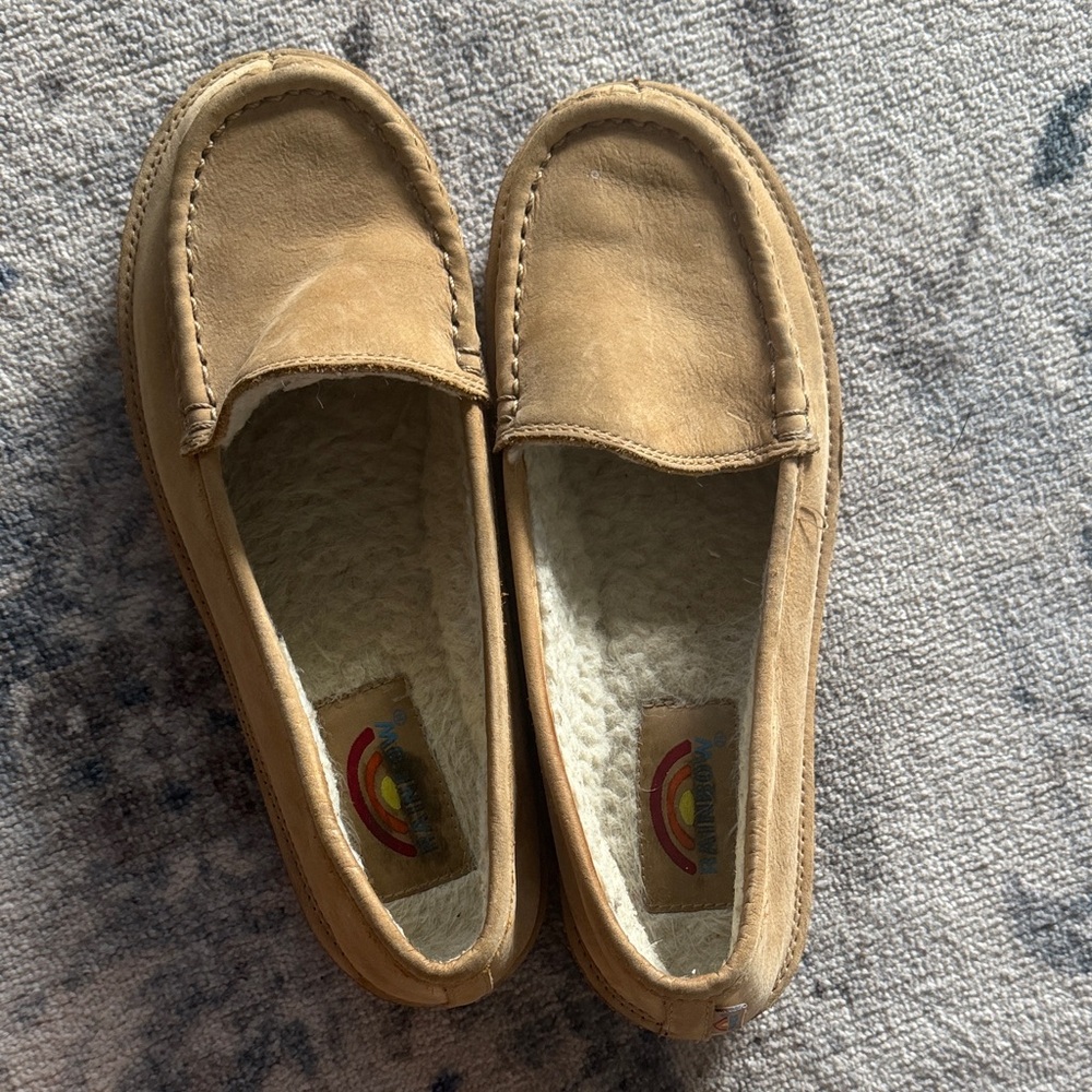 Rainbow Beige women’s Slip-On Loafers